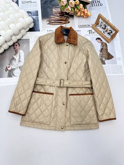 Burberry kapitone mont