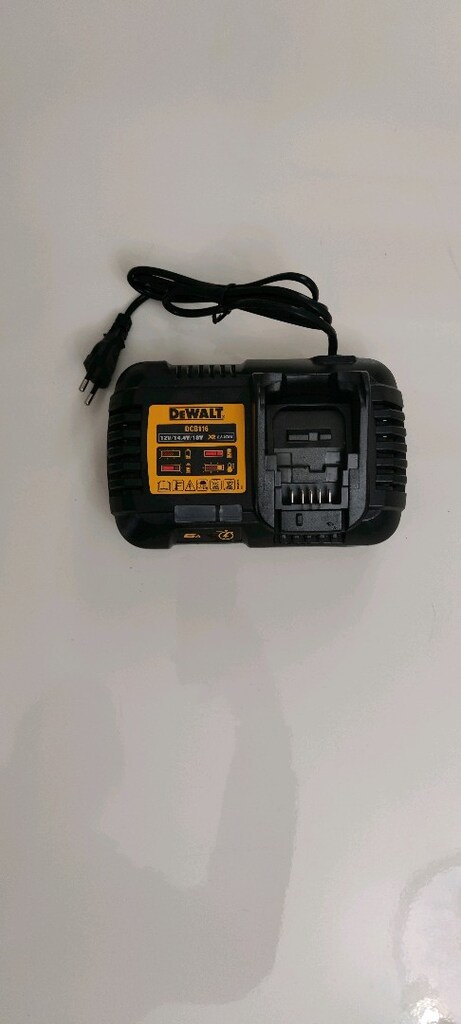 Dewalt dcb116 şarj cihazı - 3