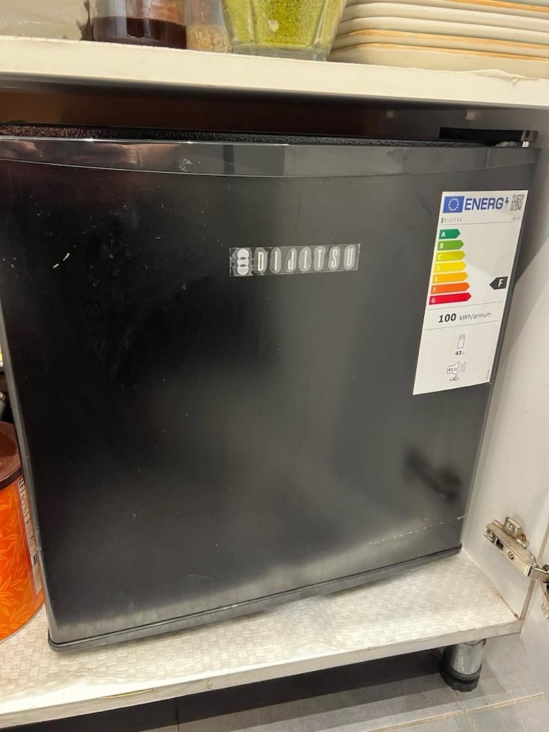 Dijitsu Db55 mini buzdolabı - 5