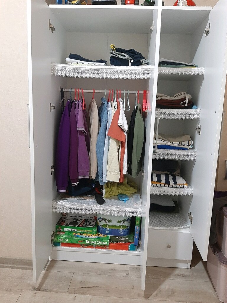 3 Kapaklı 1 Çekmeceli Beyaz Elbise Dolabı Ankara Çubuk İlçesinde - 2