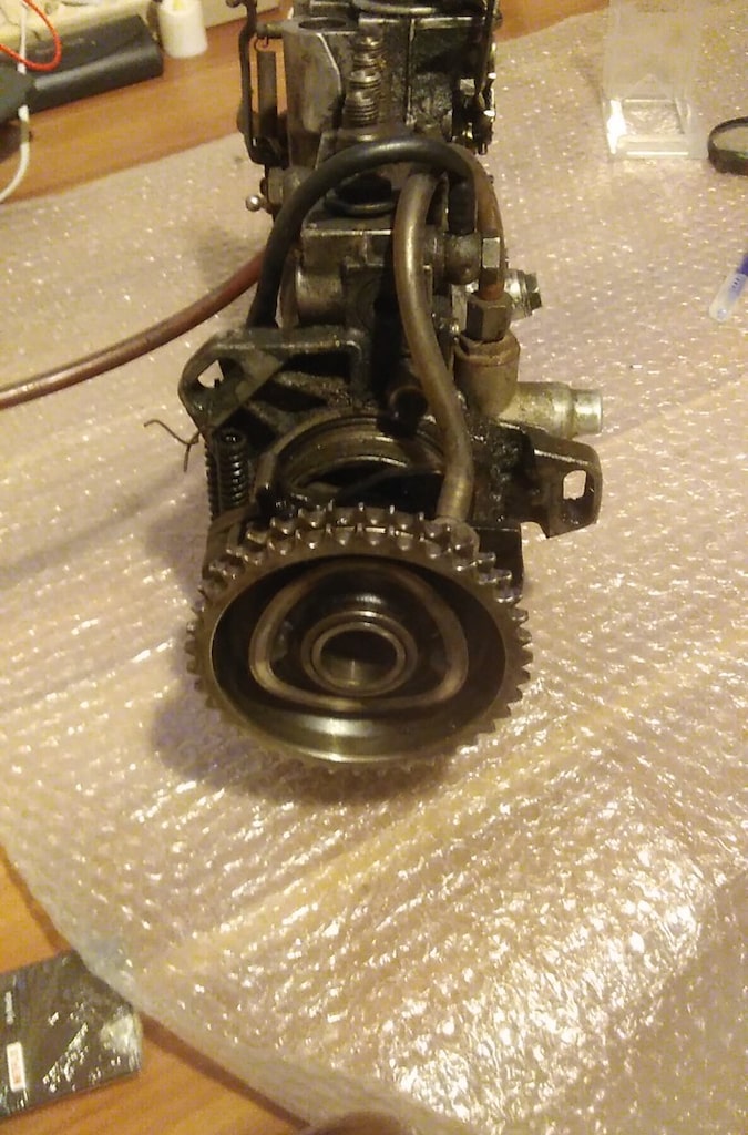 MERCEDES OM601 E BOSCH DİZEL YAKIT POMPASI W201 190 W124 W210 W202 - 6