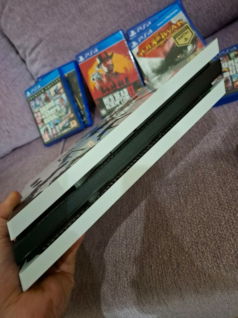 ps4 pro 1tb - 3
