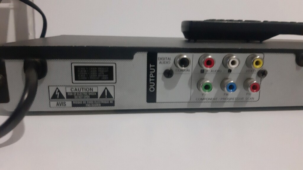 DVD/VCD/CD PLAYER - 3