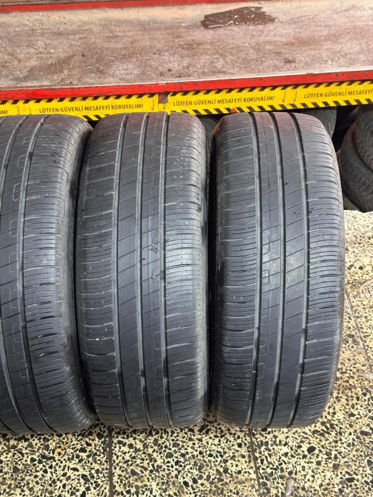 205 55 16 yazlık Goodyear 1000 km yol yaptı sıfır ayarında tarıh 2025 - 9