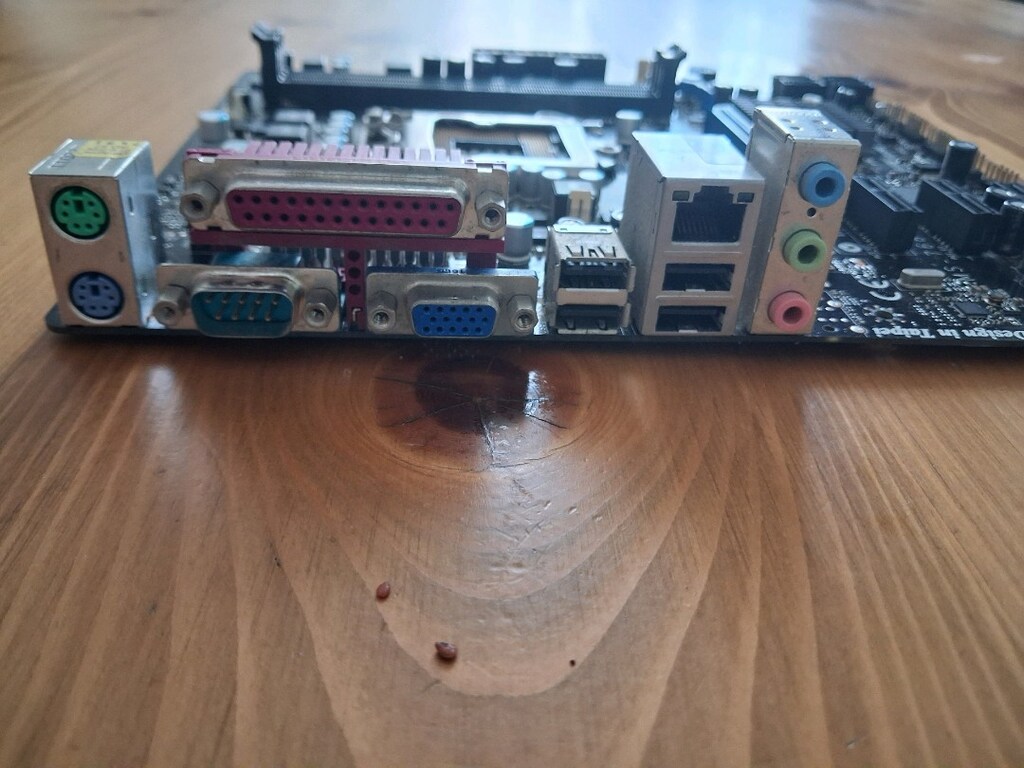 MSI H61M-P21 (B3) LGA 1155 Anakart - Temiz, Sorunsuz - 2