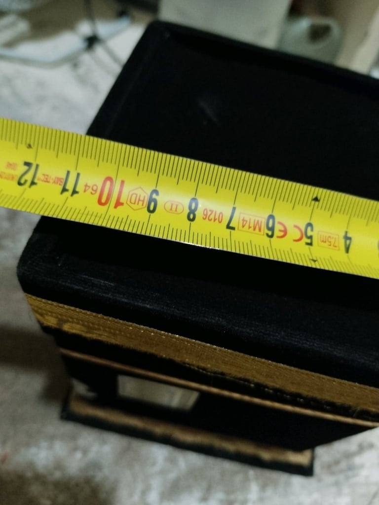 İKİ ADET KADİFE KAPLAMALI KÂBE - 4
