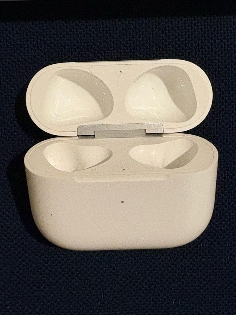 Airpods 3. Nesil - 4