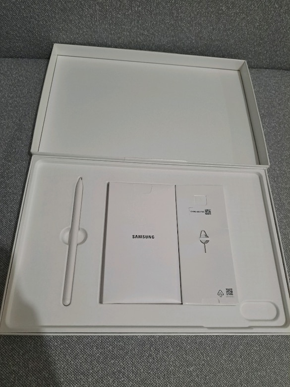 Samsung Galaxy Tab S9 FE+ Wifi 12 GB Ram 256 GB - 5