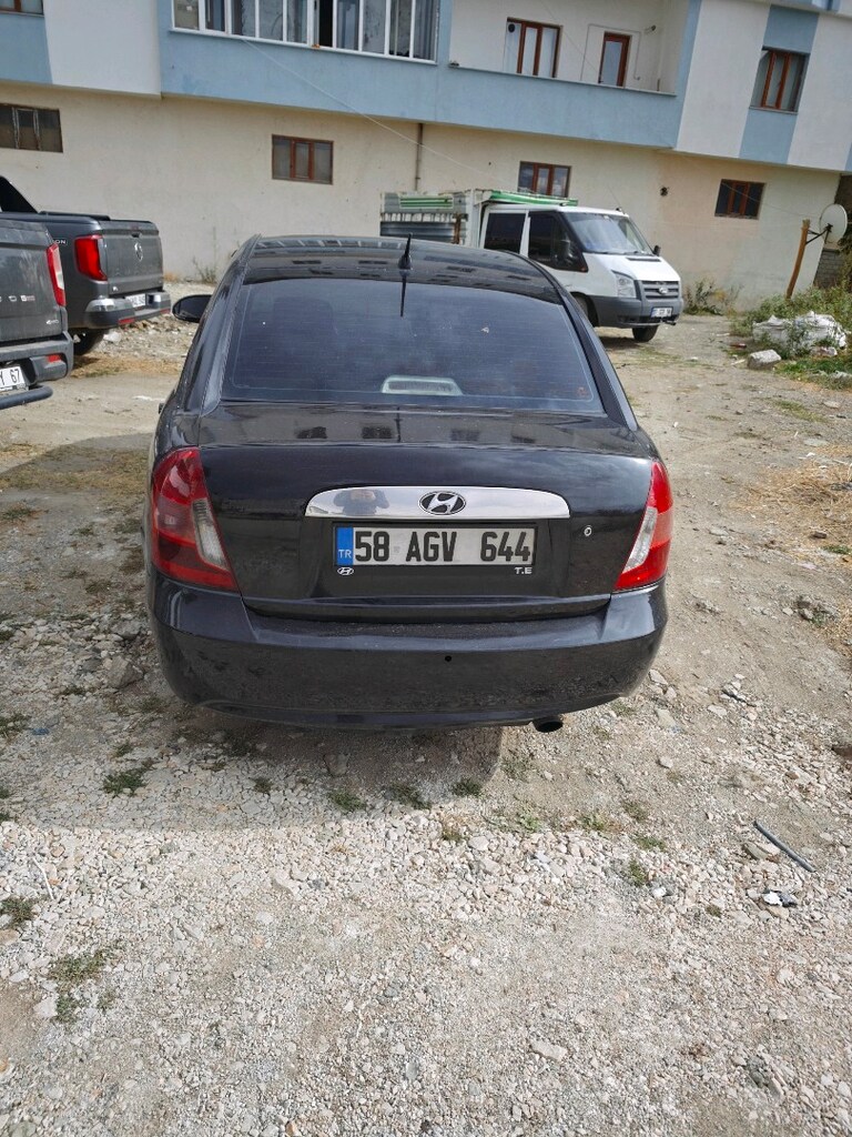 Hyundai Accent Era 1.5 dizel - 3