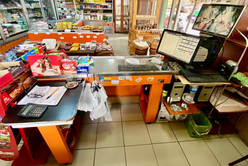 Kentsel Dönüşüm Nedeniyle Kapanacak Şarküteri Market Malzemeleri - 10