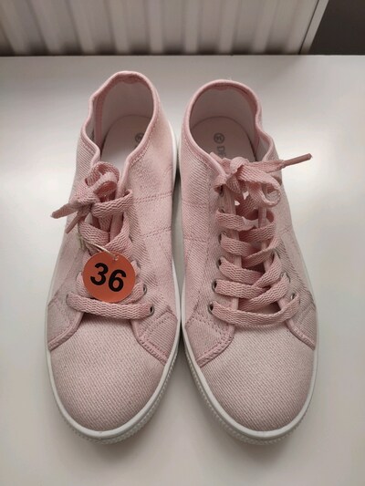 De Facto Pembe Ayakkabı