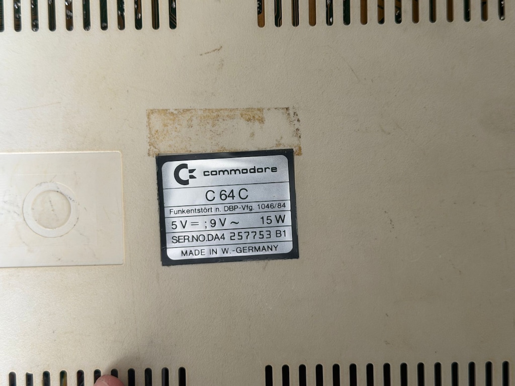 Commadore C 64 C Personel Computer Oyun Konsolu - 3