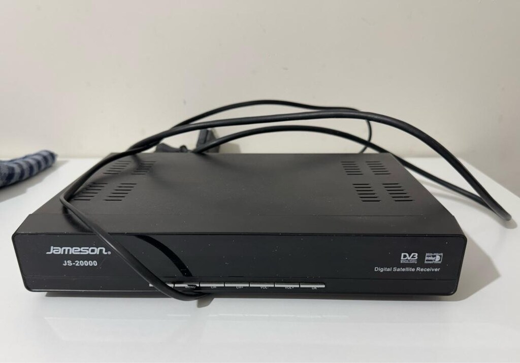 Profilo 70 Ekran Televizyon/Uydu Alıcısı/Sehpa/Çanak - 2