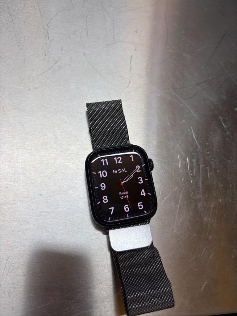 Apple Watch 8 GPS - 3