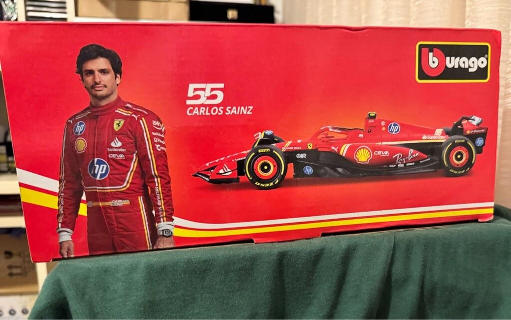 Ferrari Burago 1:43 F1 Yarış ve Pit Ekibi Diecast Seti - 10