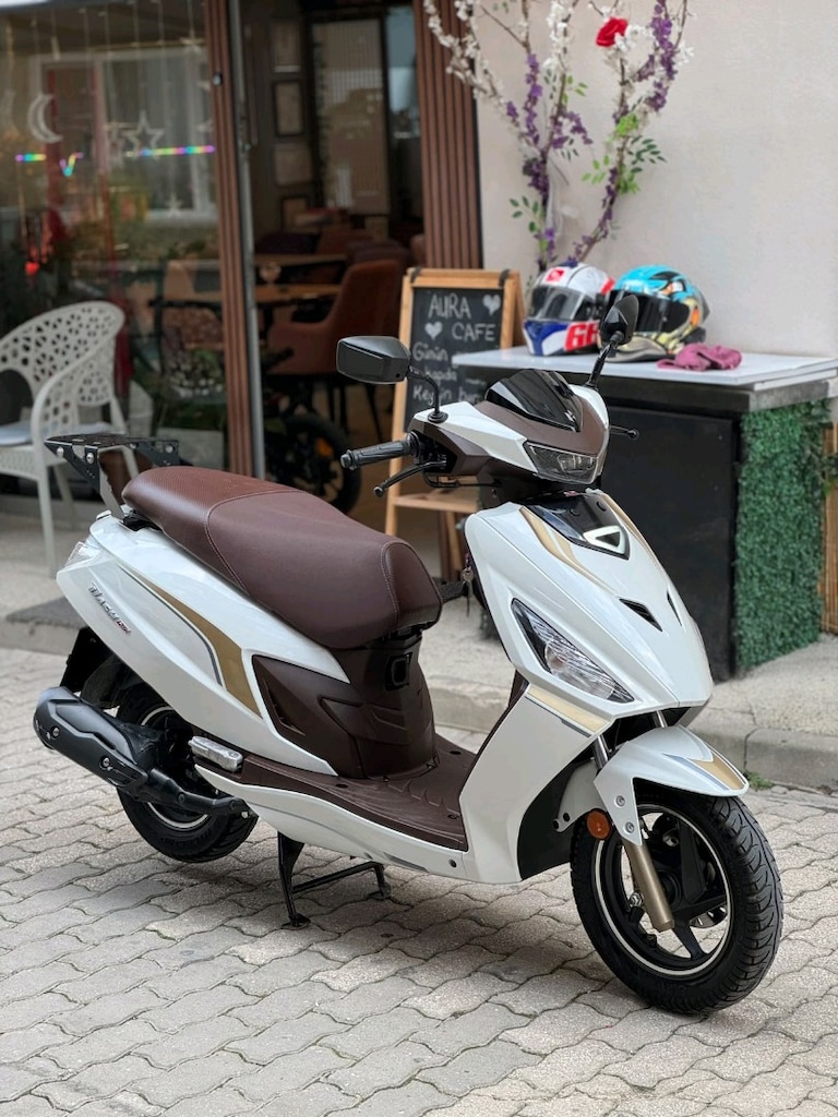 hero dash 125 - 11