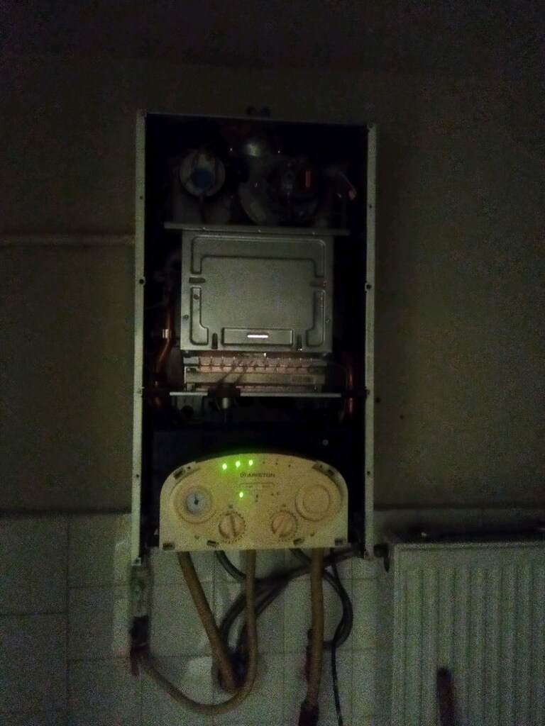 Ariston hermetik kombi - 10