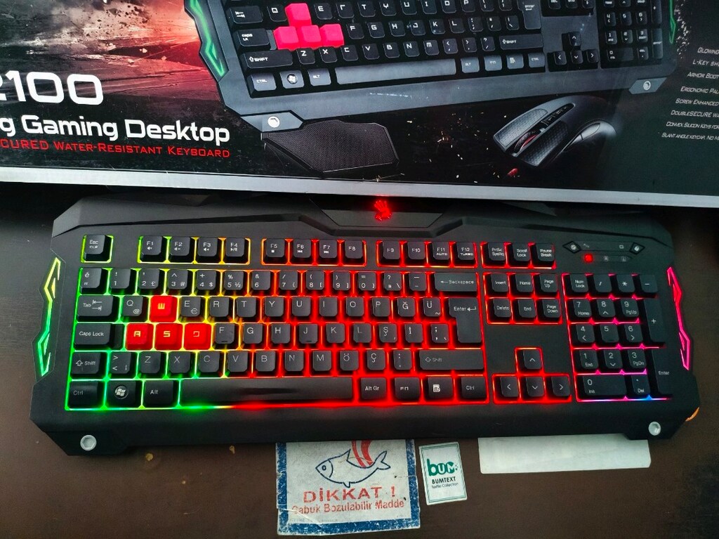 A4Tech Bloody B2100 Oyuncu Klavye & Mouse Seti (Kutulu, RGB Işıklı) - 3