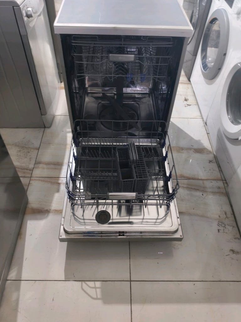 7.500 TL Etkin LG inox 6 programlı 3 sepetli dijital ekran çok temiz b - 7