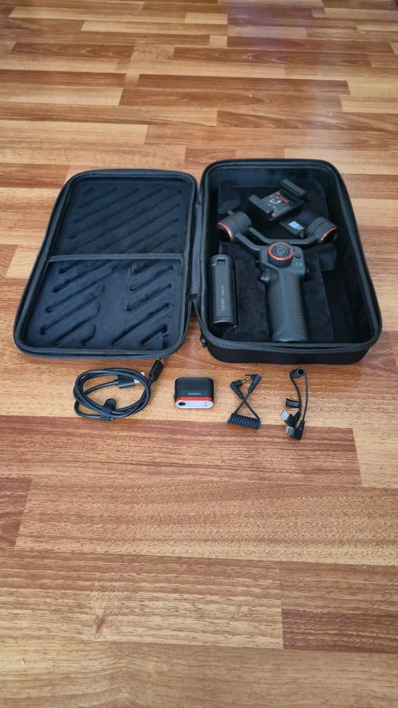 Hohem M6 Gimbal + Hollyland Lark M2 Combo - 2
