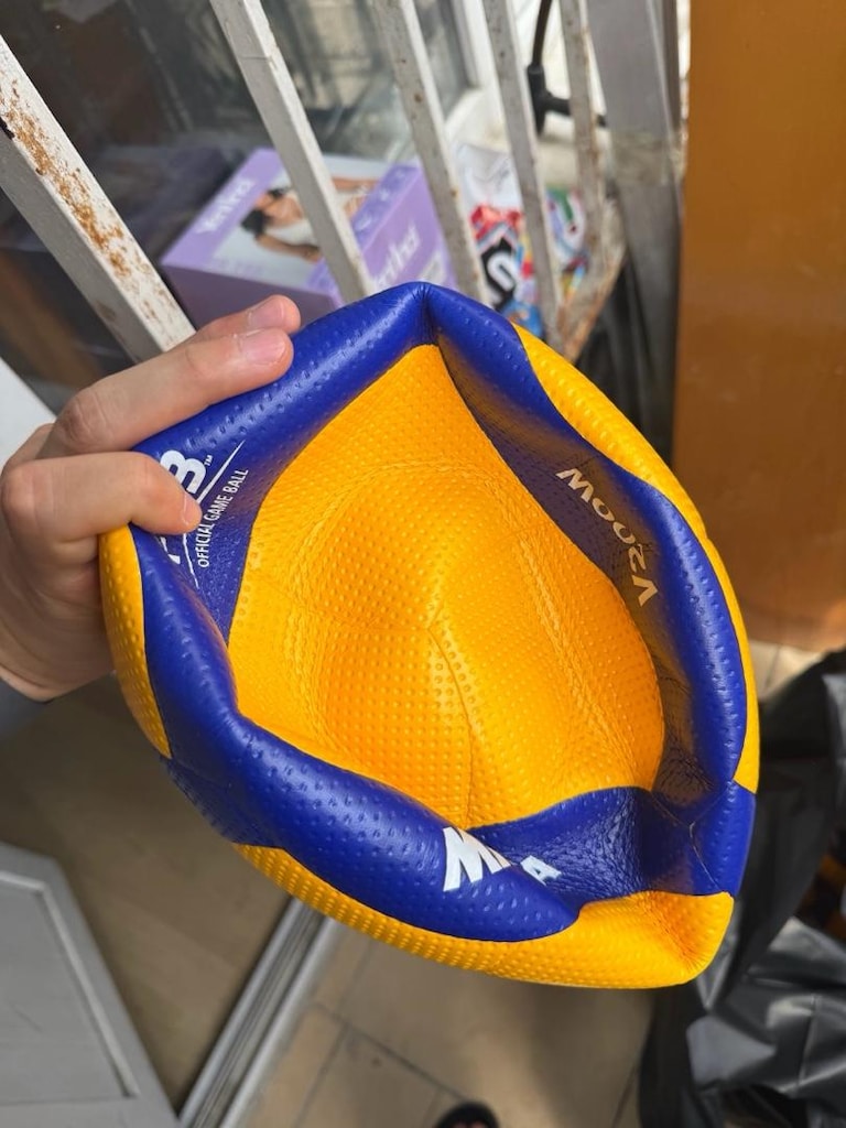 Voleybol topu Mikasa V200W - 5