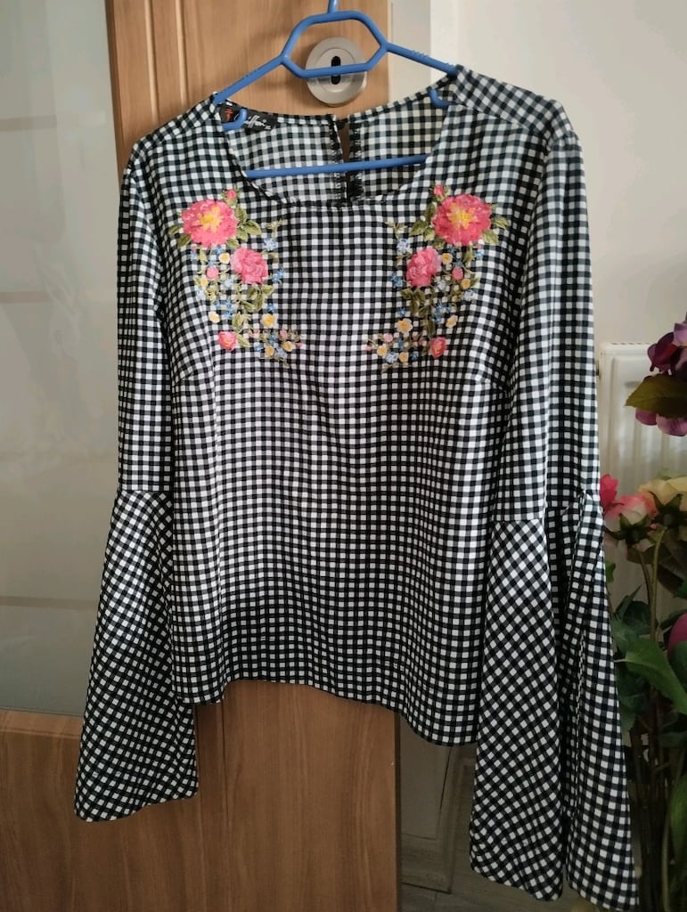 Griffon Nakışlı kolları çan zarifkesim kurdelalı, cotton kumaş XL bluz