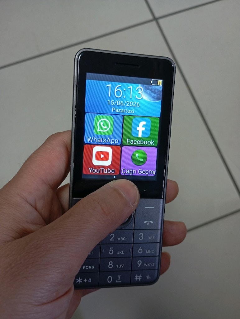 SOSYAL MEDYA DESTEKLİ TUŞLU TELEFON - 3