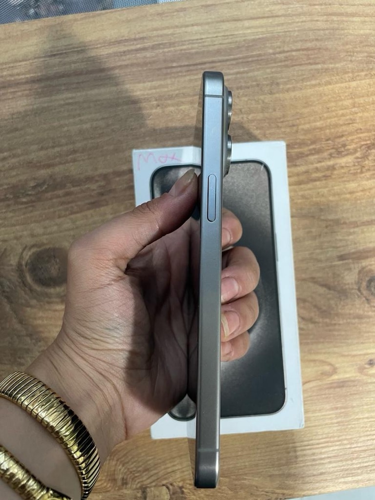 İPHONE 15 PRO MAX 256 GB PİL SAĞLIĞI 100 YD - 4