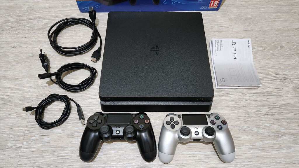 PS4 Slim 1 TB, FC27 + 16 Oyunlu, Çift Orijinal Kollu, Tertemiz - 2