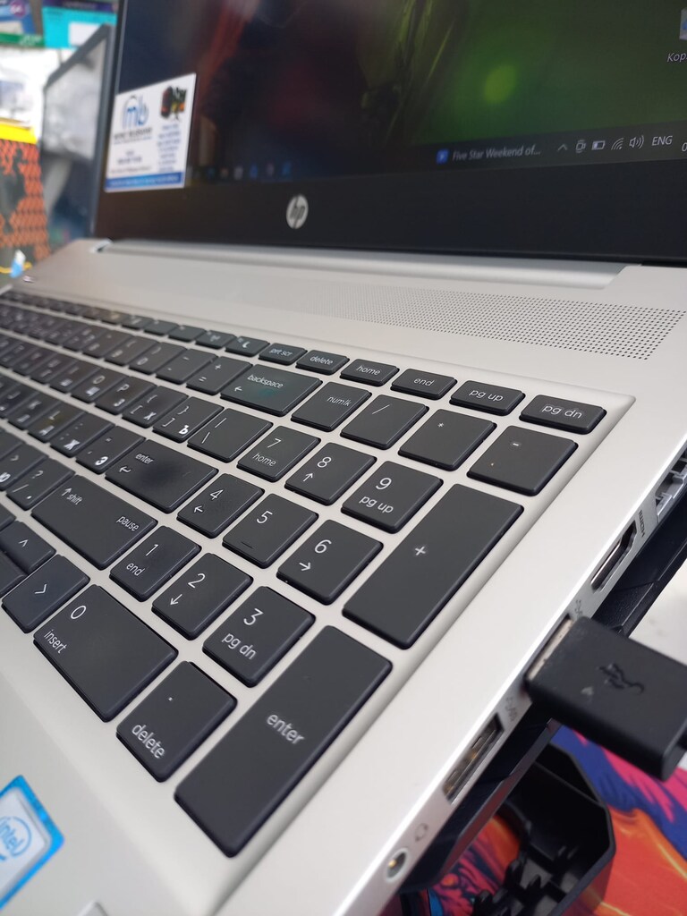 HATASIZ!!! HP PROBOOK İNTEL İ5 8 NESİL 8 GB RAM MX 130 EKRAN KARTI - 17