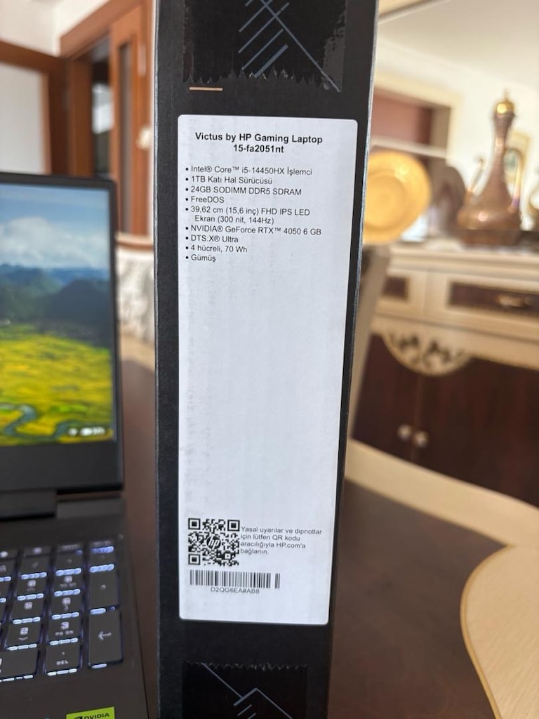 HP VICTUS LAPTOP - 4
