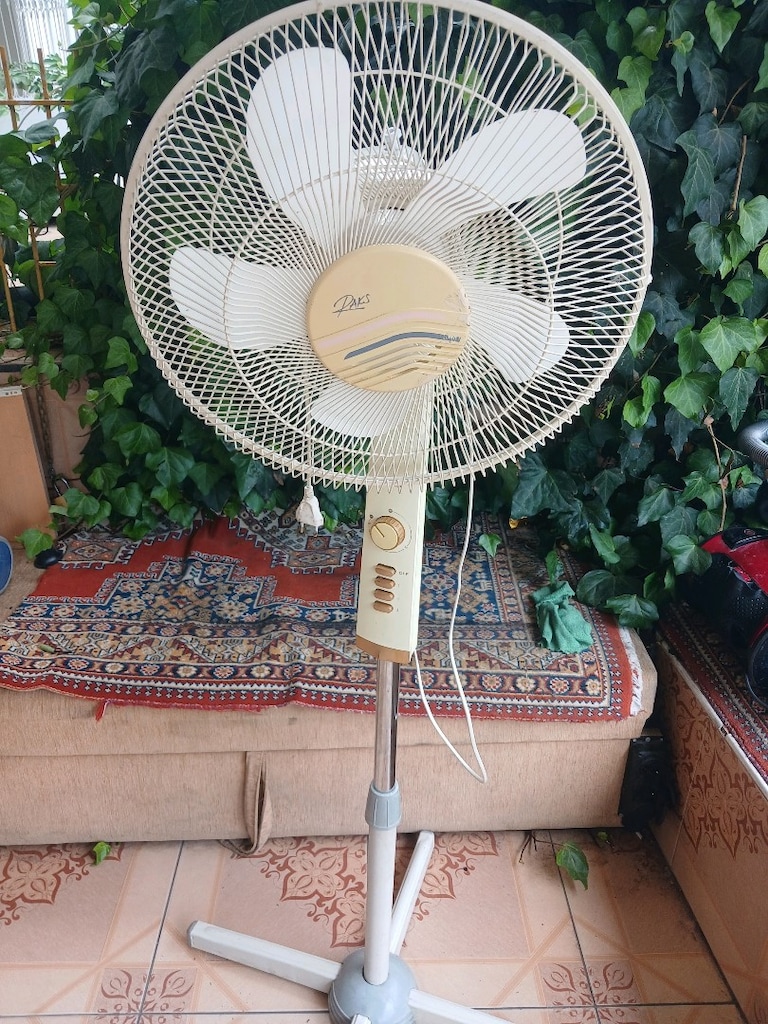 RAKS 3KADEMELİ BÜYÜK BOY VANTİLATÖR SAĞA SOLA DÖNÜYOR SORUNSUZ GÜÇLÜ - 3