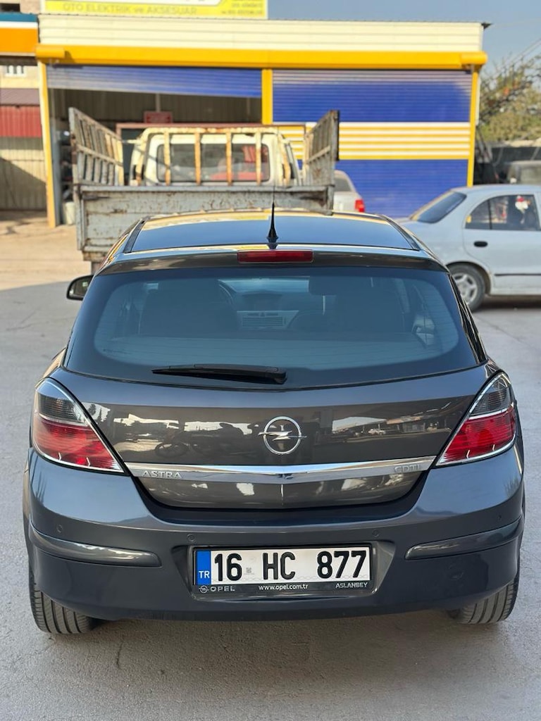 Opel Astra - 4