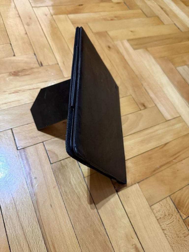 iPad Standlı Deri Kılıf - 2