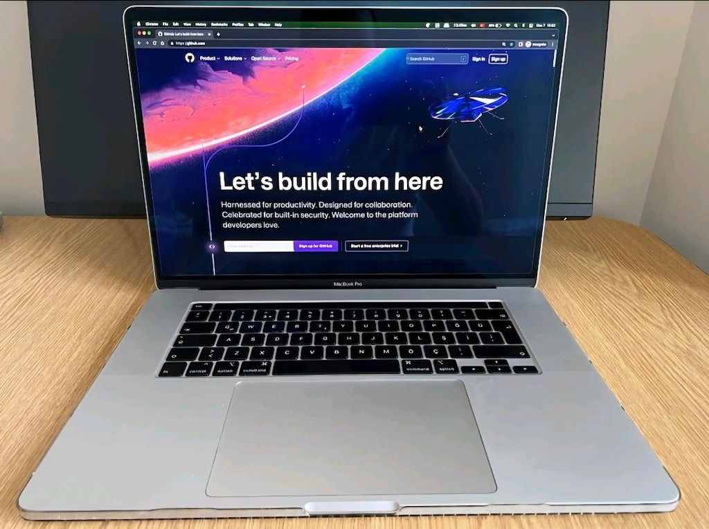 MacBook Pro 16'' Touchbar MVVL2TU/A - 3
