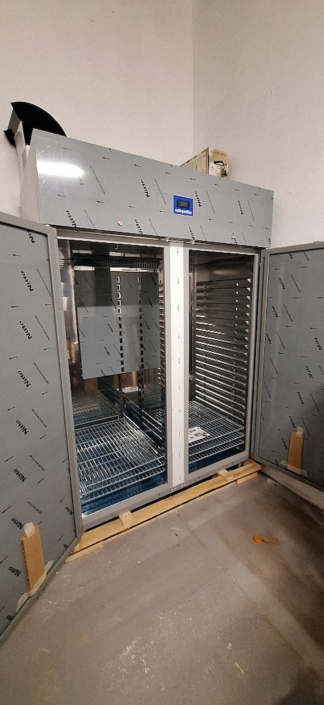 Öztiryakiler GN 1200 NMV K Çift Kapılı Dik Tip Buzdolabı - 3