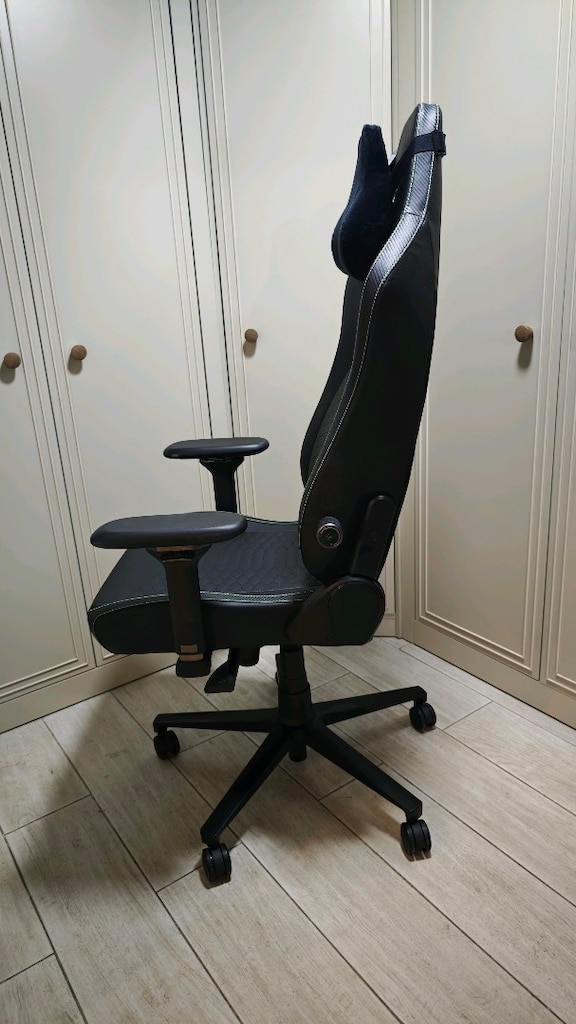 RAZER ISKUR V2 SİYAH YEŞİL (6D adaptif bel destekli) OYUNCU KOLTUĞU - 2