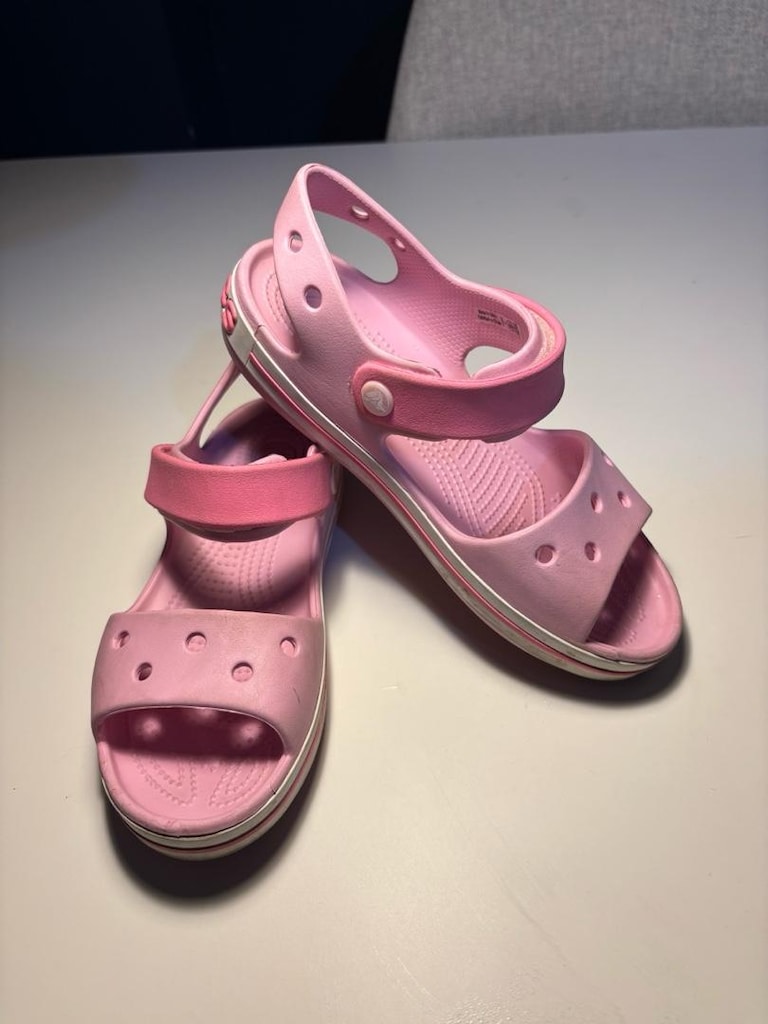 Orijinal Pembe Crocs Çocuk Sandaleti - 33-34 Numara (J2) - 2