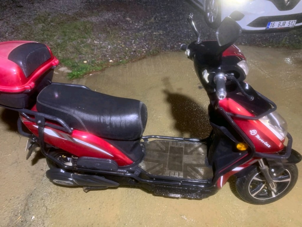 Kırmızı Motax Scooter - 7