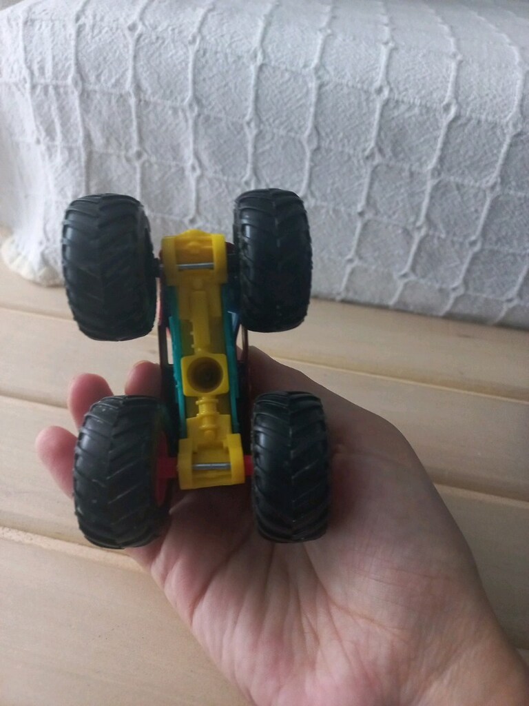 Hotwheels Monster Truck - 4