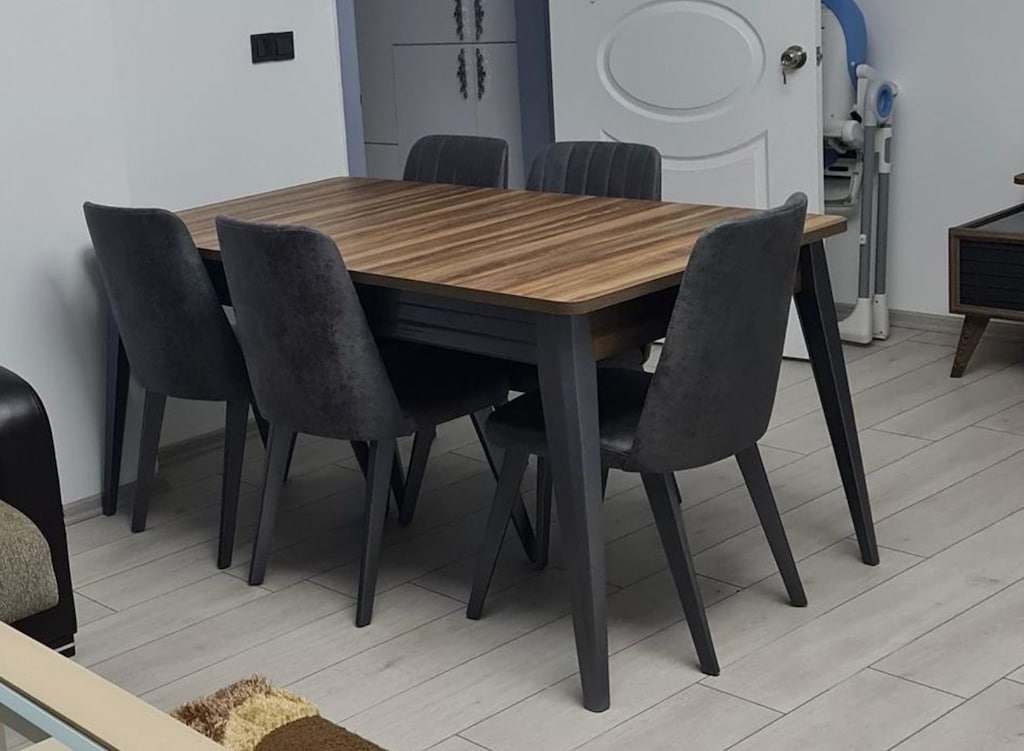 Genişletilebilir yemek masası