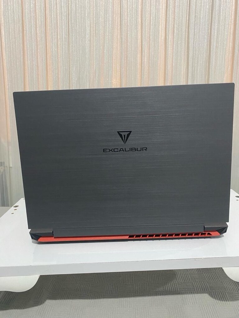 EXCALİBUR G870 | RTX4060 | İ5-13420H |32GB RAM | 1TB SSD - 4