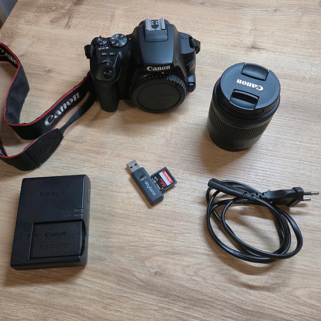 Canon EOS 250D + 18-55mm IS STM Lens - 3