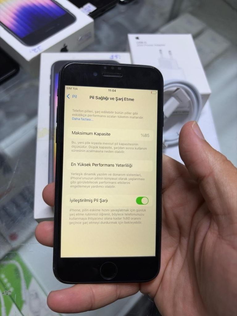 MÜHENDİSCELL’DEN İPHONE SE 3.NESİL İOS 18 PİL%85 KUTU FATURALI - 4