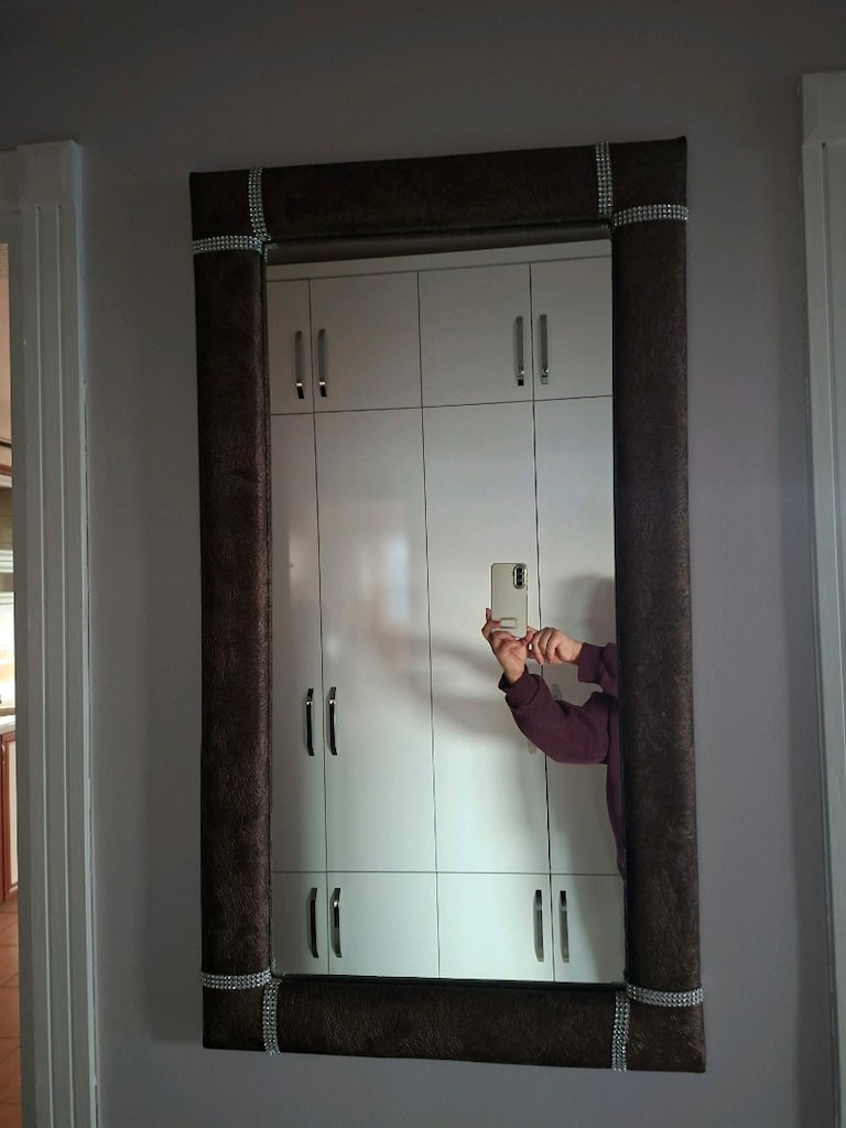 Kahverengi Çerçeveli Ayna - 2