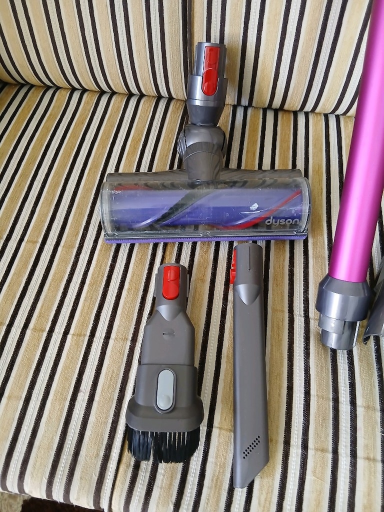 dyson v7 şarjlı süpürge - 8