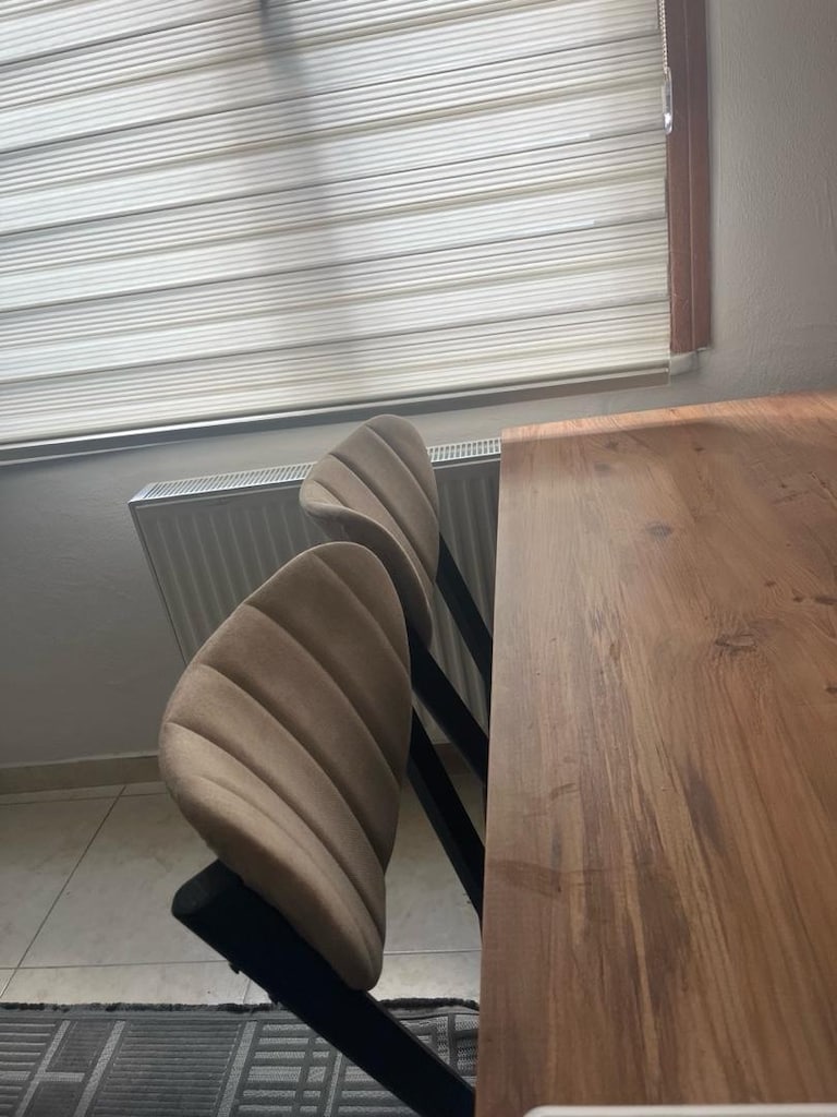 AHŞAP KÜTÜK YEMEK MASASI - 2