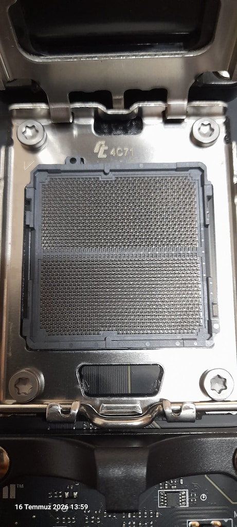 MSI B850 Tomahawk MAX WİFİ AMD DDR5 AM5 Anakart - 6