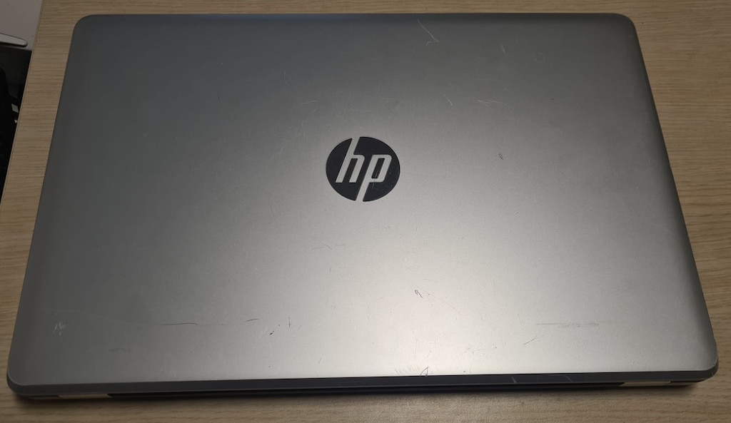 HP 15-BS027NT 15.6 I7-7500U 4GB AMD 330 16GB RAM 240GB M2SSD - 3