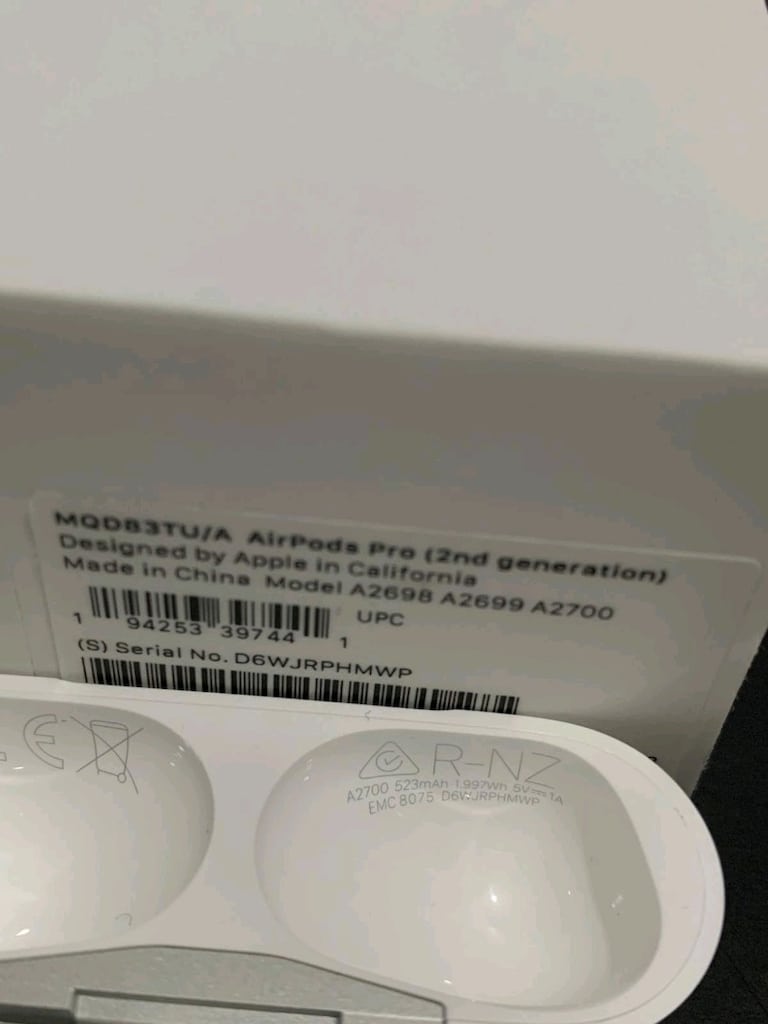 ORİJİNAL Airpods Pro 2 ŞARJ KUTUSU A2698-2699-2700 KUTU SORUNSUZ - 2